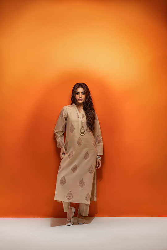 Inaaya