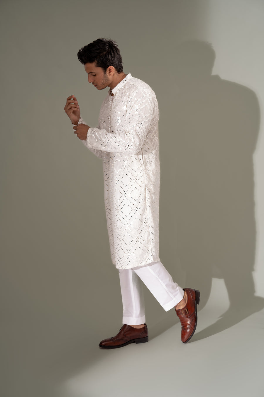 FEATHER WHITE KURTA PAJAMA