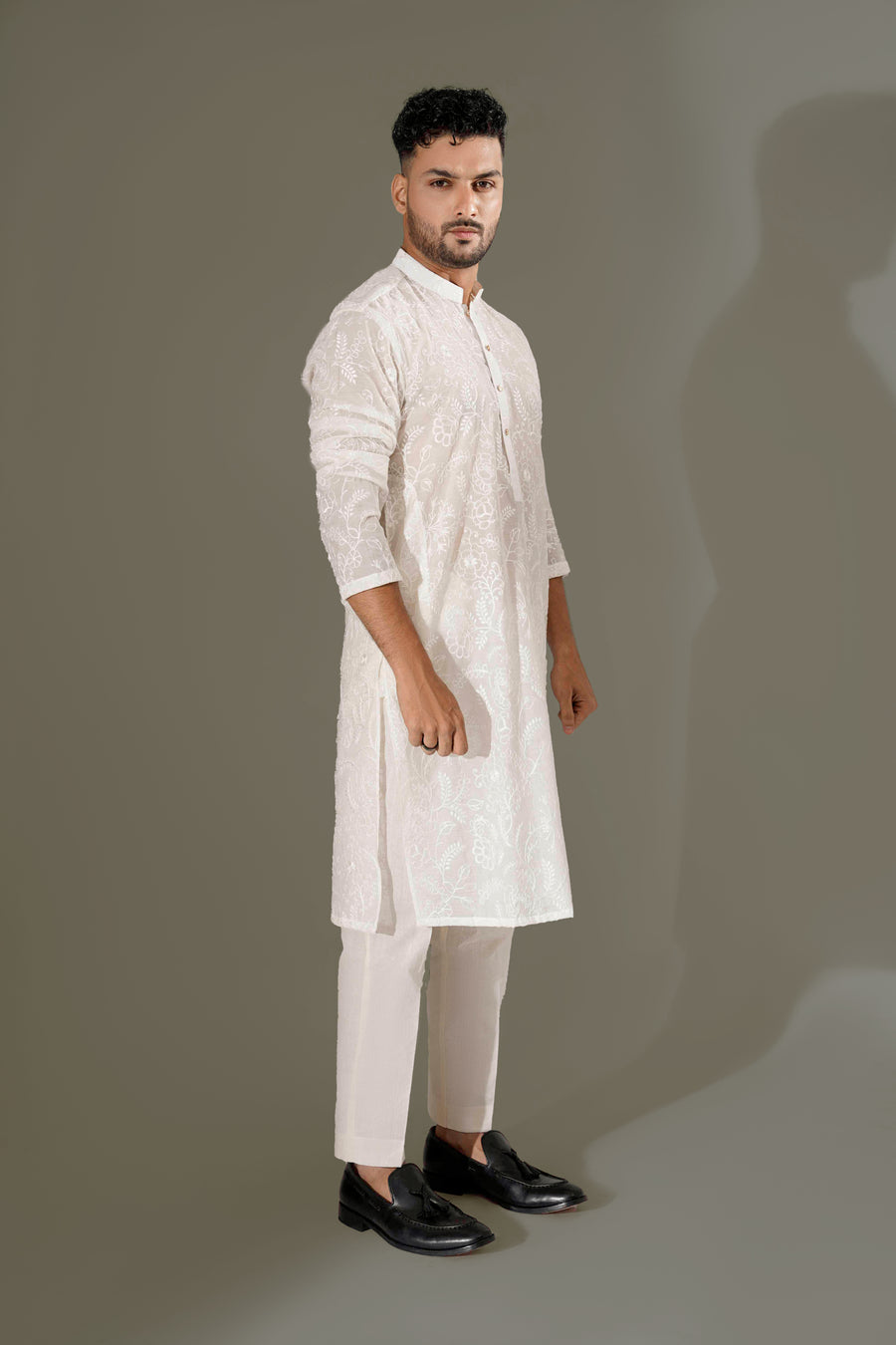 EGG-SHELL WHITE KURTA PAJAMA