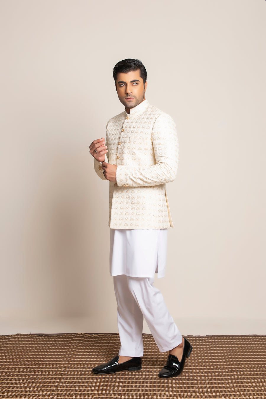 WHITE EMBROIDERED (sequence filling) PRINCE COAT